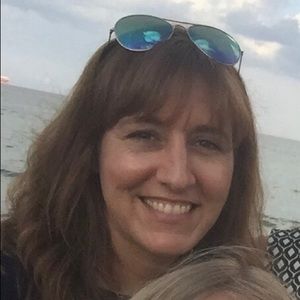 Meet your Posher, Veronica